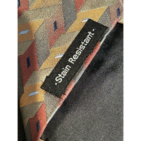 VAN HEUSEN 100% Silk Tie Stain Resistant Yellow Red Blue Green 60" x 3.5” - Picture 6 of 6